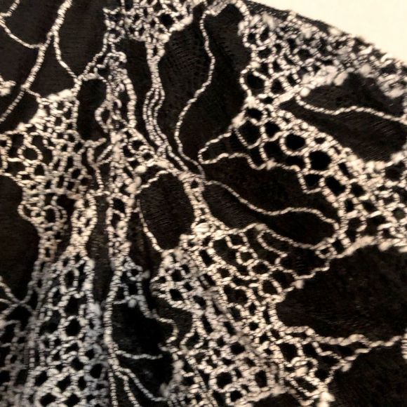 Halston Heritage Off the Shoulder Flounce Mesh Lace Embroidered Top 12 14 - Picture 4 of 8